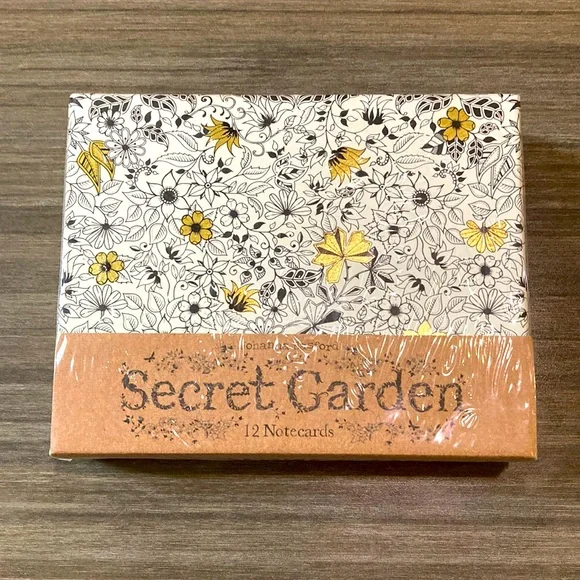 Secret Garden Johanna Basford 12 Secret Garden Notecards - Picture 4 of 9